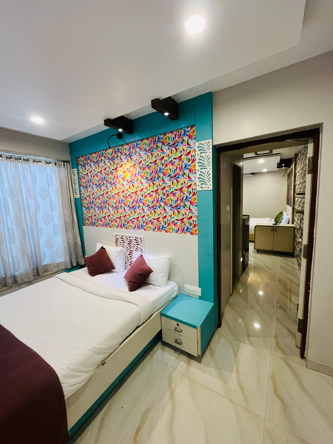 raval resort
