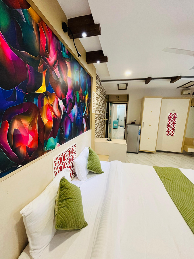 raval resort