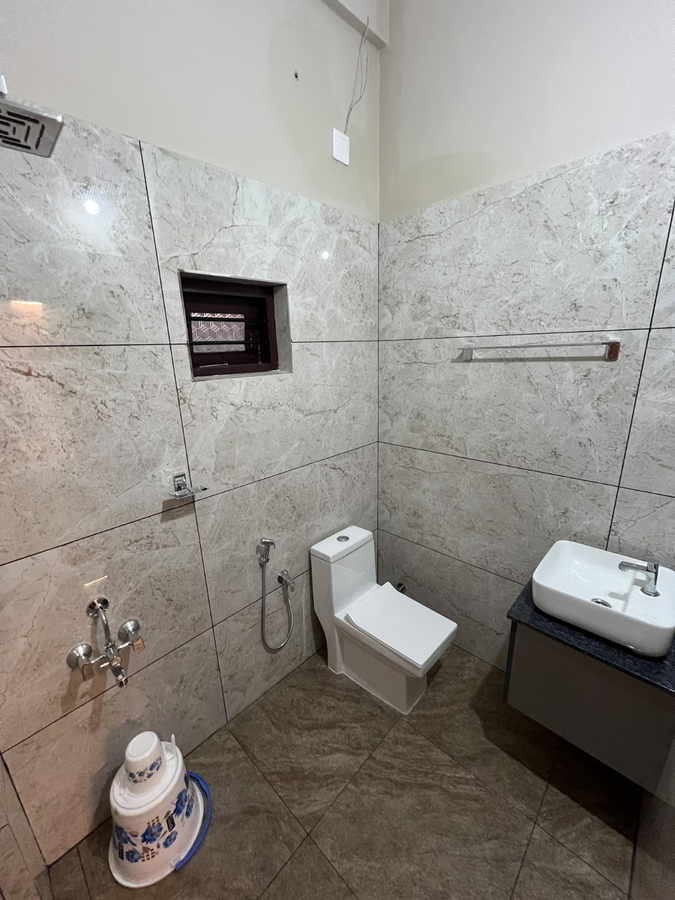 crown town hotel kalamassery