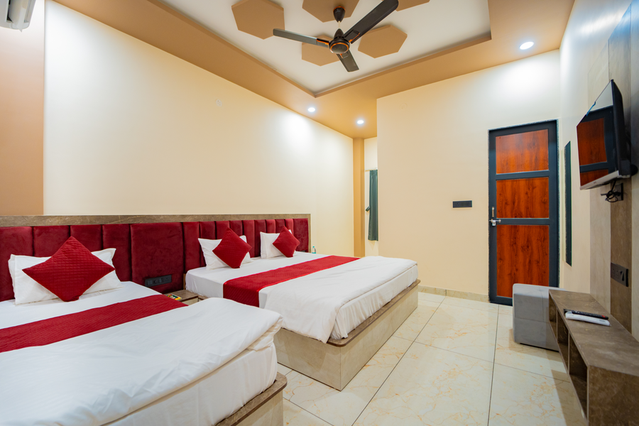 hotel galaxy 700