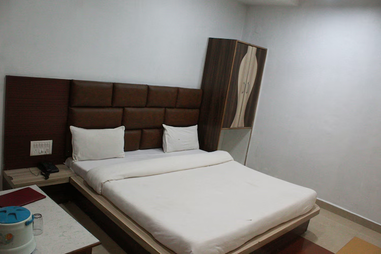 hotel natraj