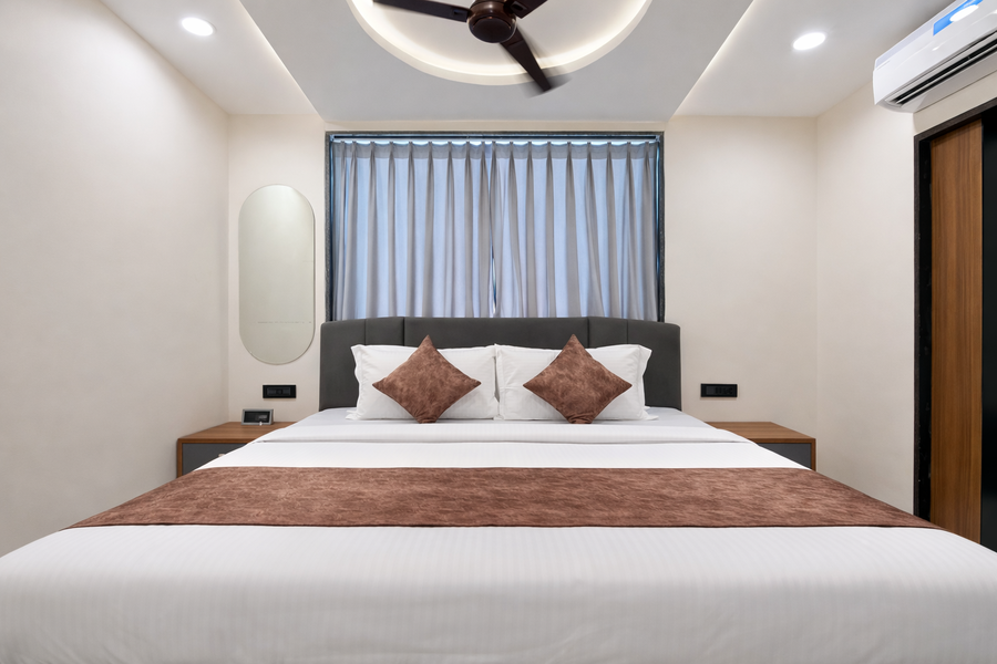 planet eco stays