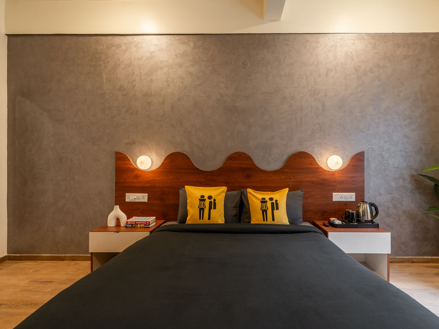 the hosteller bangalore cv raman nagar