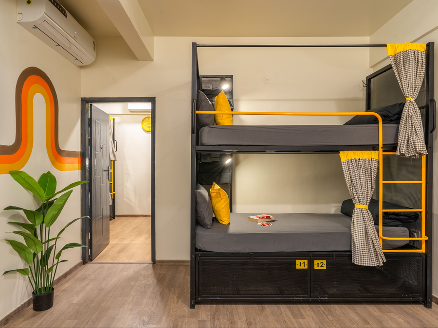 the hosteller bangalore cv raman nagar