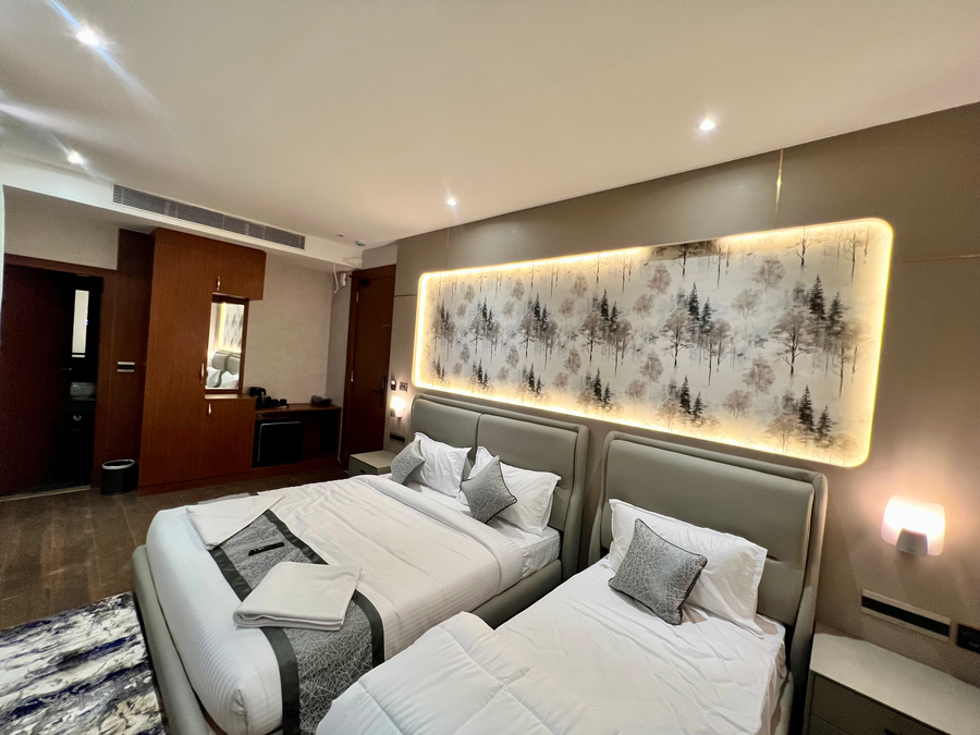 dhisha inn hotel bangalore