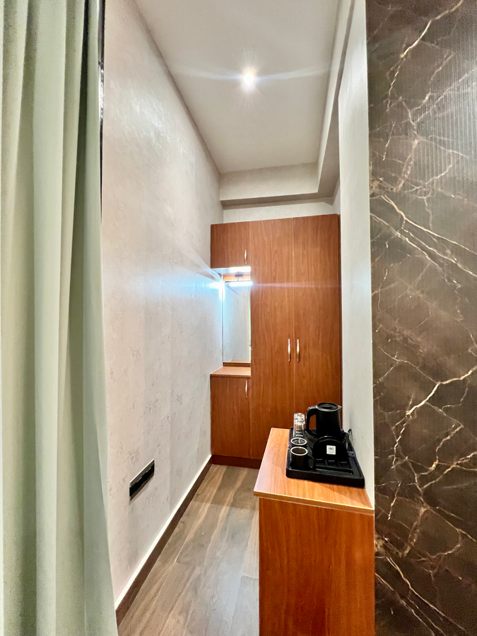 dhisha inn hotel bangalore