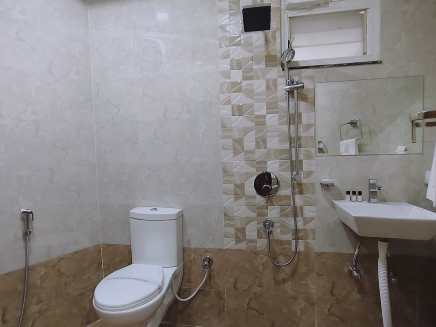 hotel aranya residency