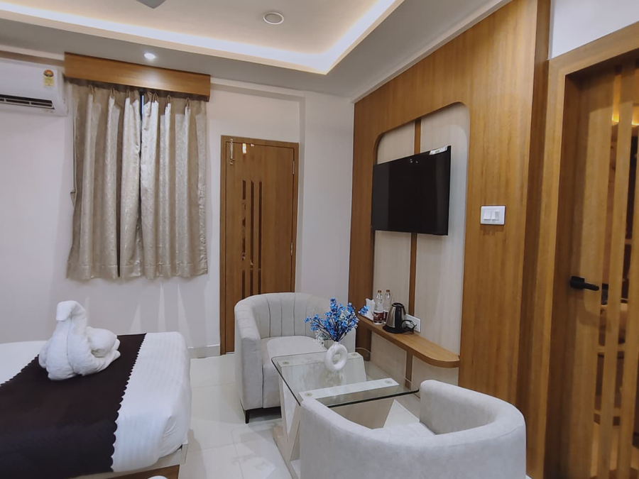 hotel aranya residency