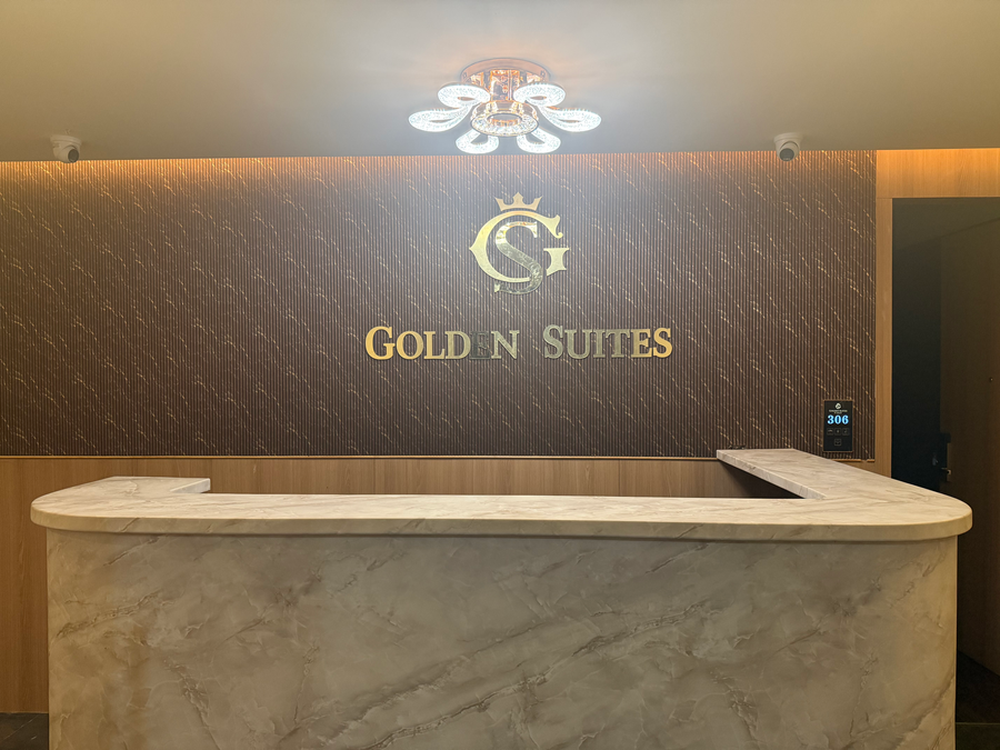 golden suites