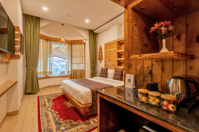 justa darkwood lodge and spa 10 mins from mall road