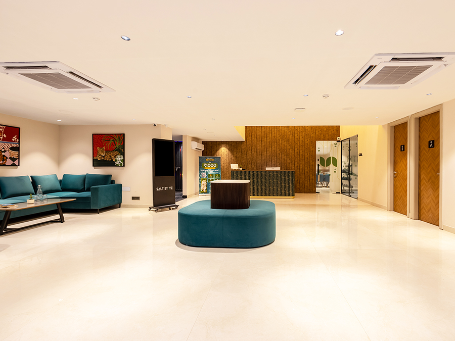 saltstayz premier faridabad sector 28