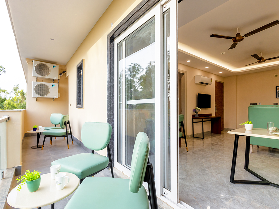 saltstayz premier faridabad sector 28