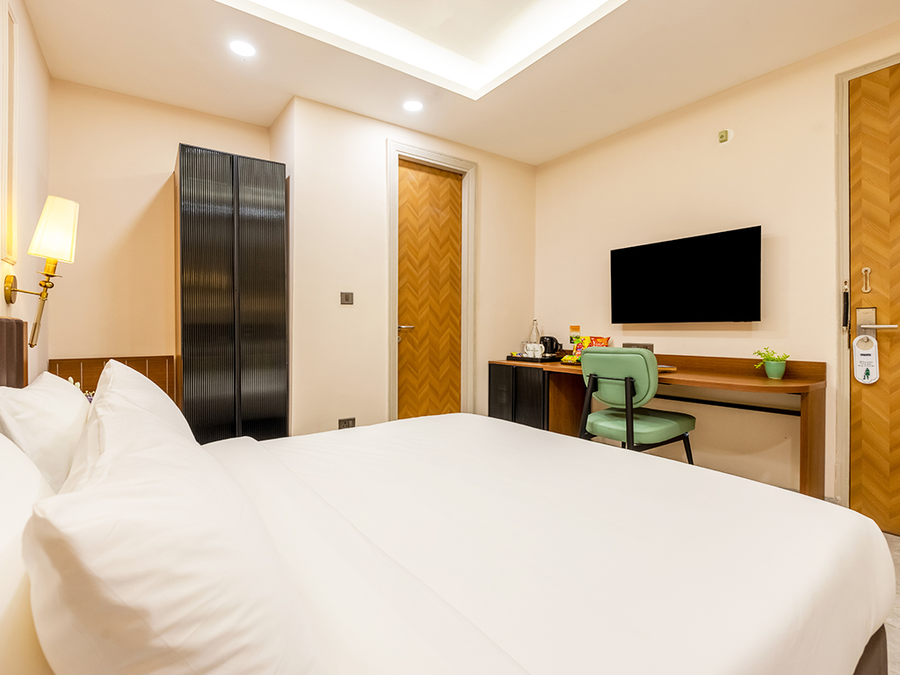saltstayz premier faridabad sector 28