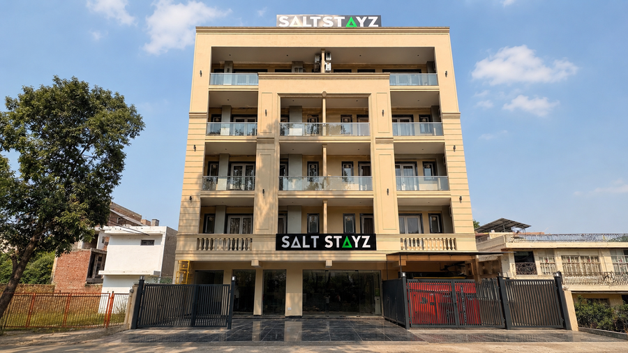 saltstayz premier faridabad sector 28