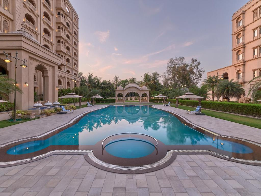 laxminarayan palace hotel vadodara by royal orchid hotels
