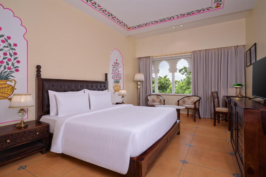 laxminarayan palace hotel vadodara by royal orchid hotels