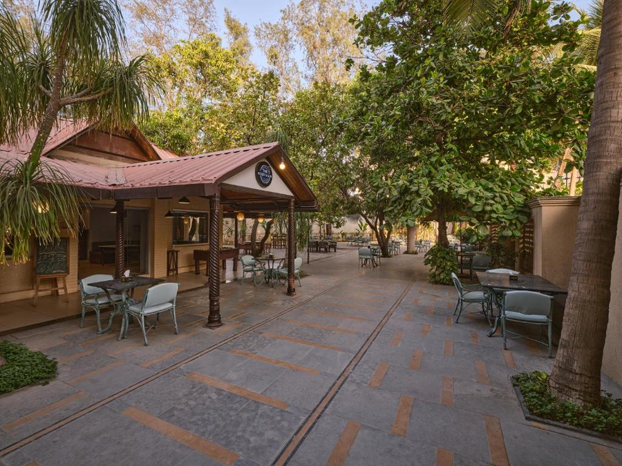 laxminarayan palace hotel vadodara by royal orchid hotels