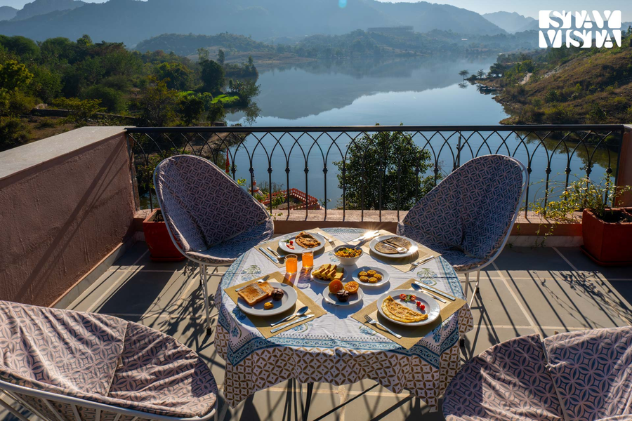 stayvista at saket loak by the lake