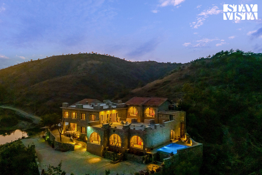 stayvista at saket loak by the lake