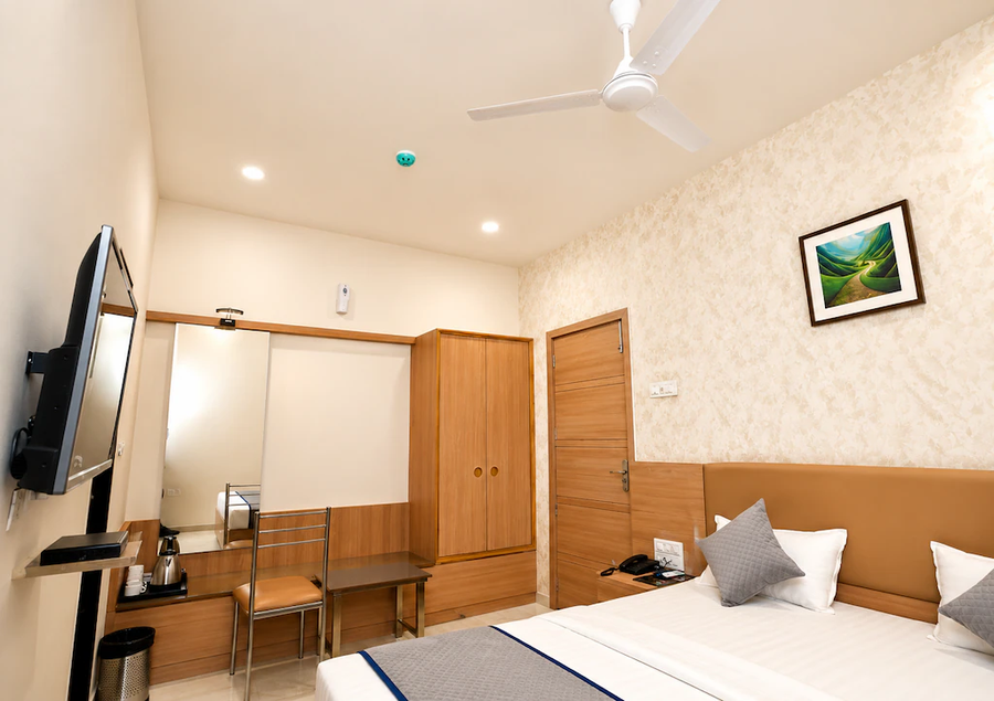 hotel akshar imperial morbi