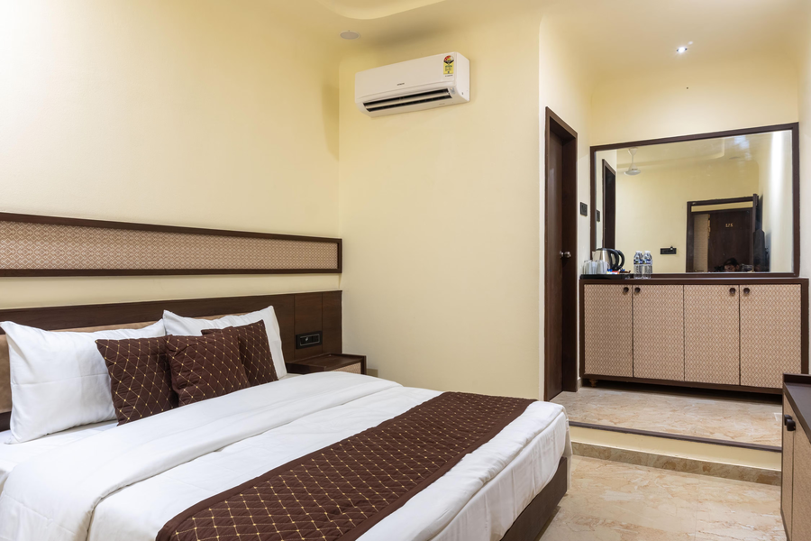 hotel liora