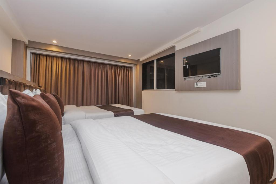 hotel zillion international near us consulate b k c mumbai