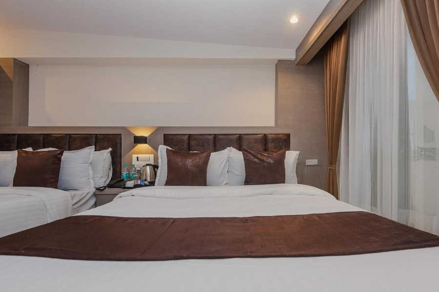 hotel zillion international near us consulate b k c mumbai