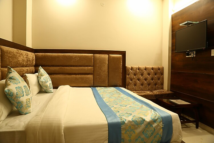 hotel kush ganga heritage