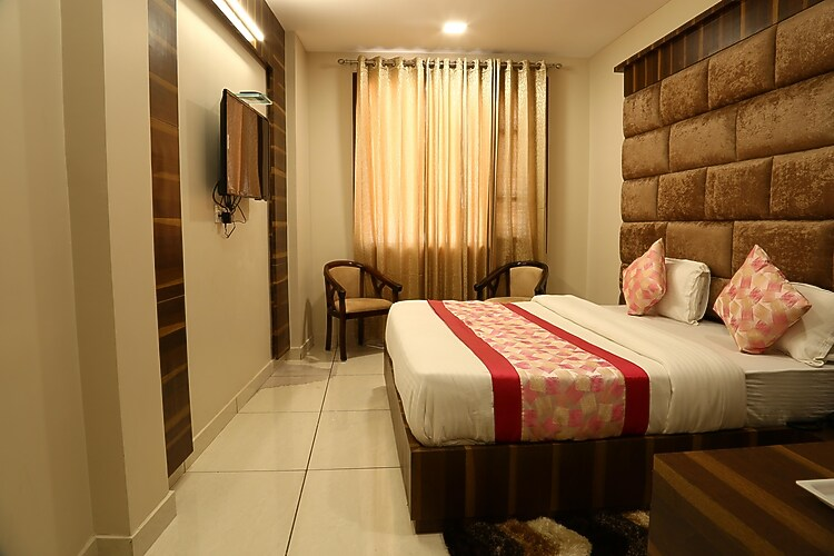 hotel kush ganga heritage