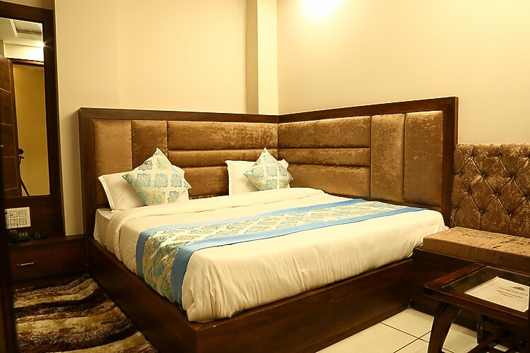 hotel kush ganga heritage