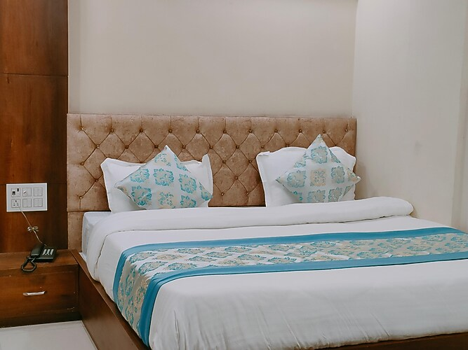 hotel kush ganga heritage
