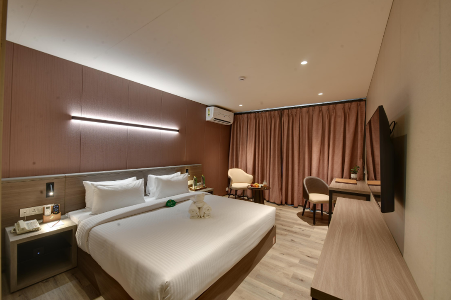 click hotels lite chakan