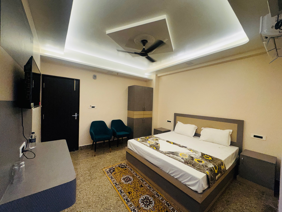 regal palace hotel and banquets
