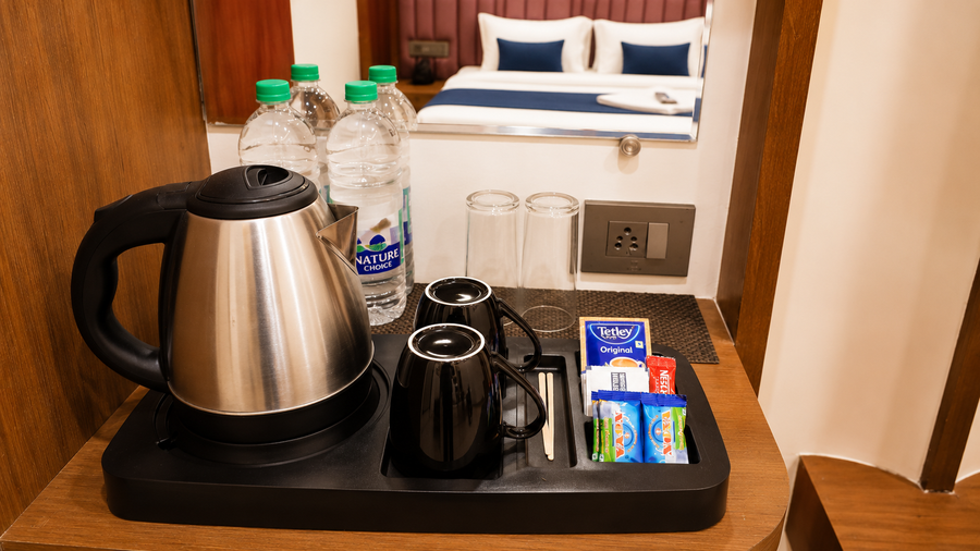 velar prime hotel vijay nagar indore
