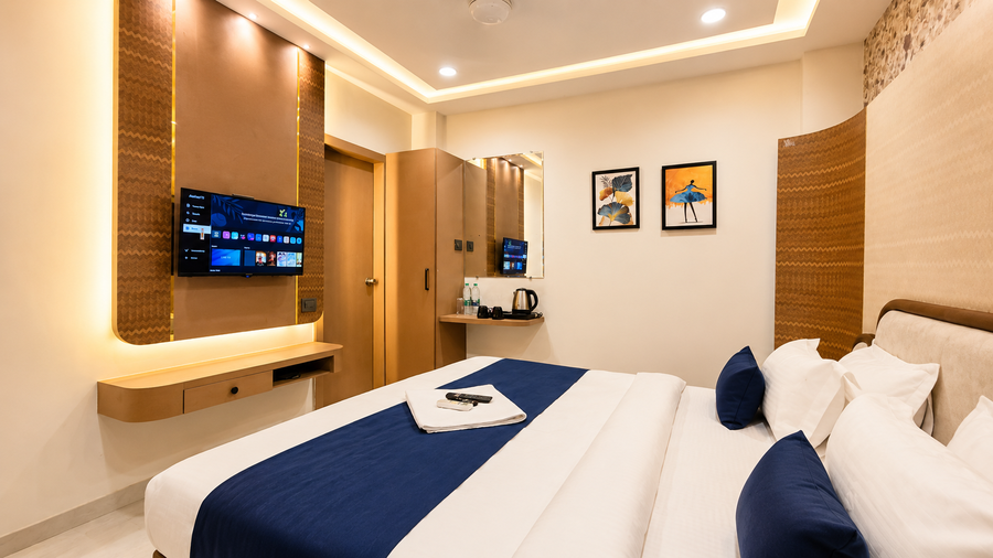 velar prime hotel vijay nagar indore