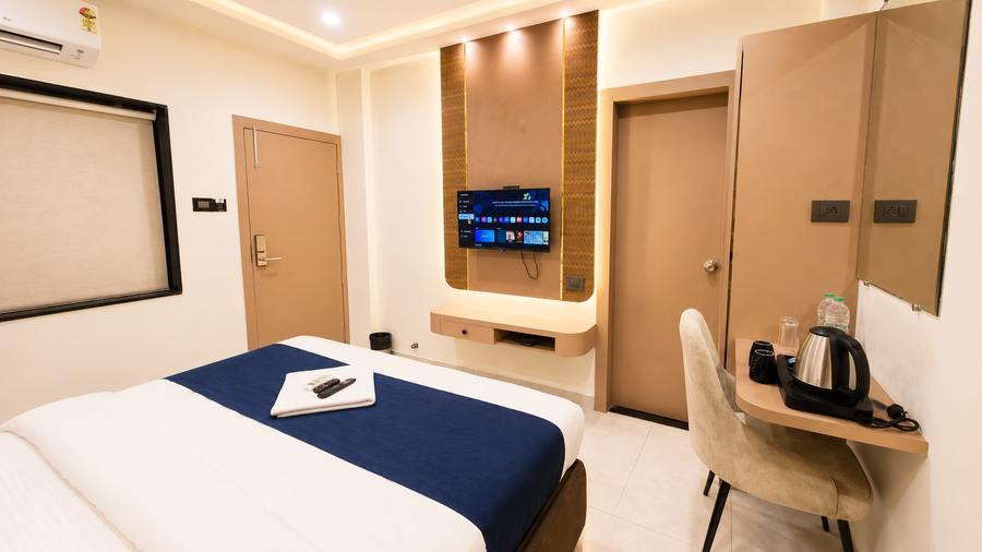 velar prime hotel vijay nagar indore