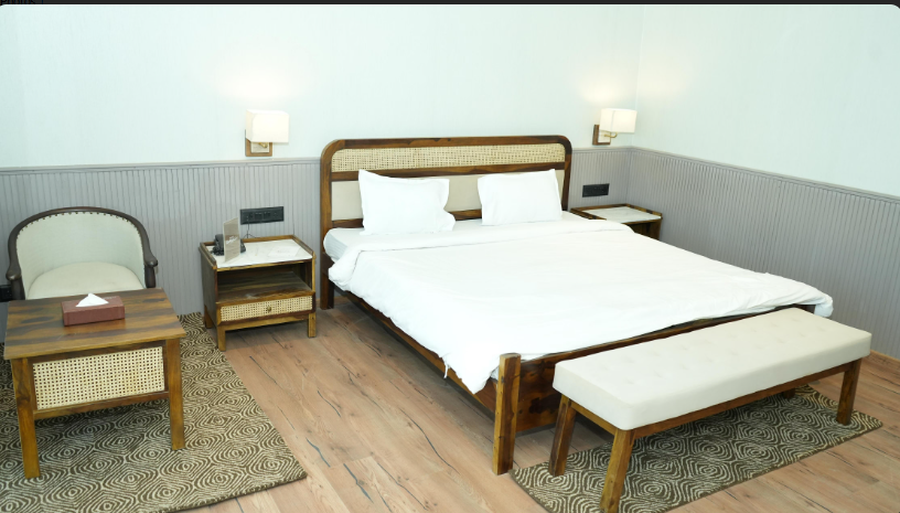 Evoke Rambagh Ayodhya,,3 star