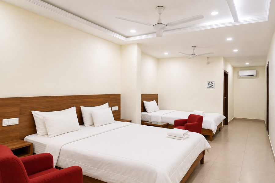 hotel the amrit