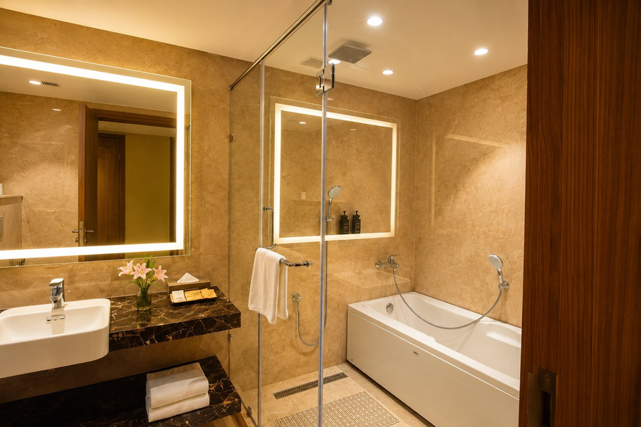 wyndham garden lucknow city center