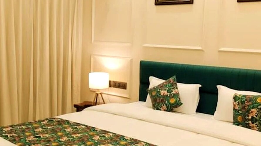 signum resort umaria bandhavgarh