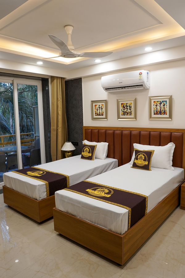 five palms hotel