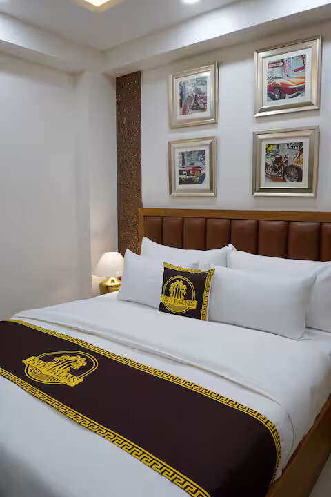 five palms hotel