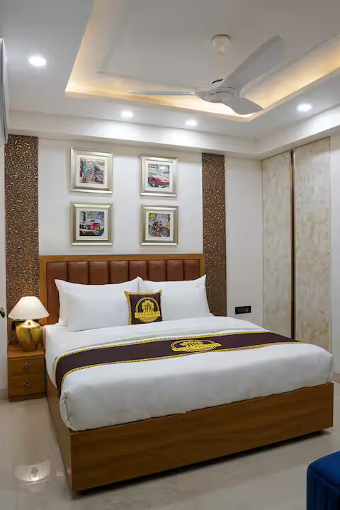five palms hotel