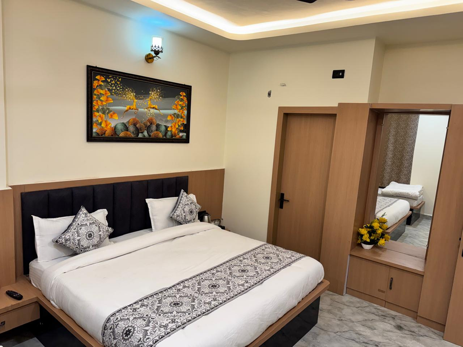 hotel shri radhavan