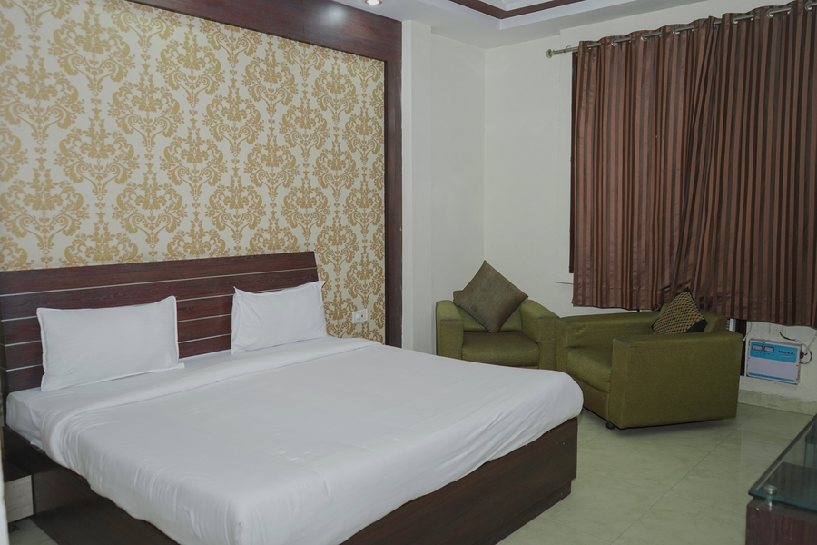 infinity hotel by kalra hotels