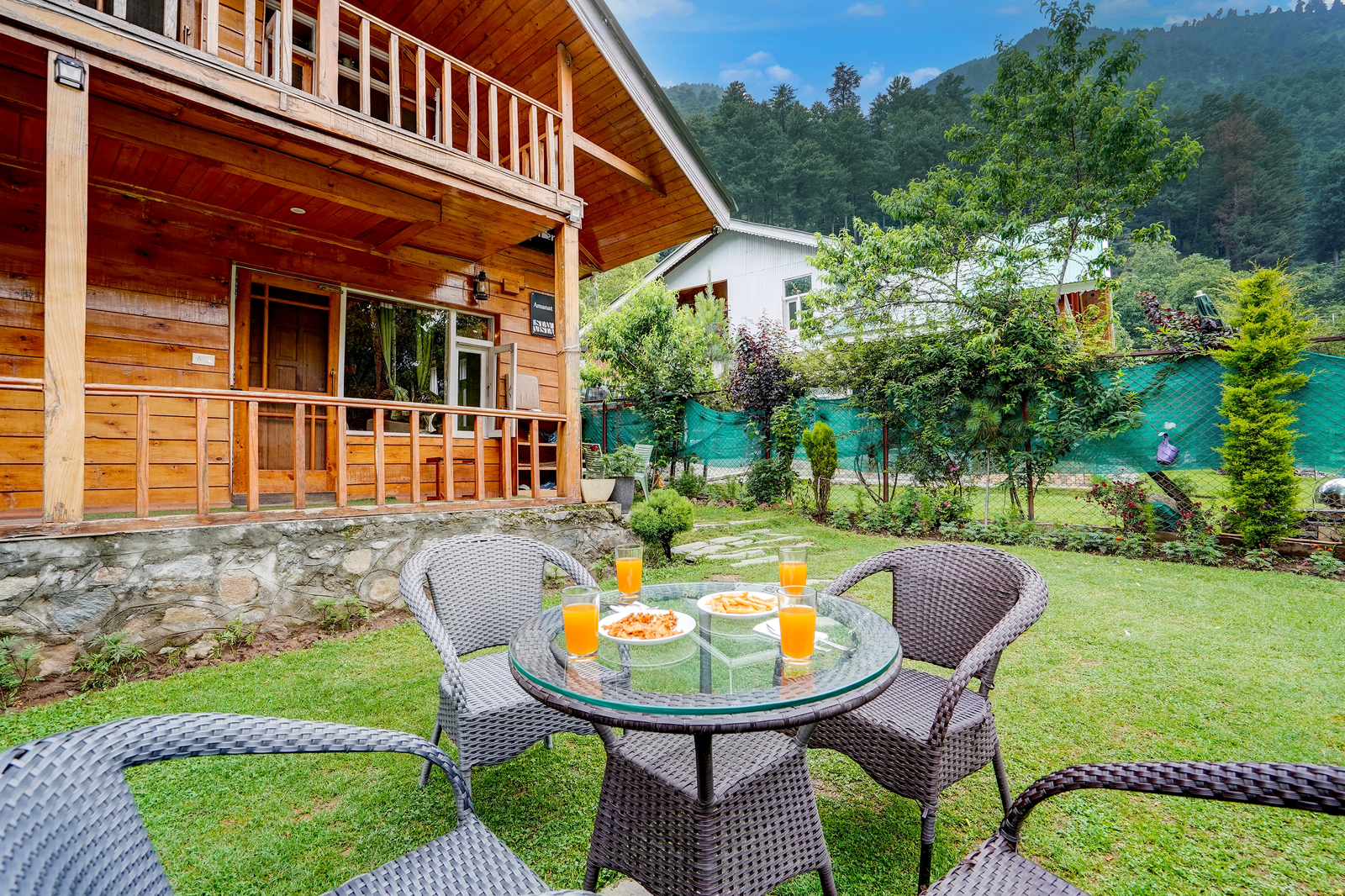 dancenter riverside lexus regency pahalgam