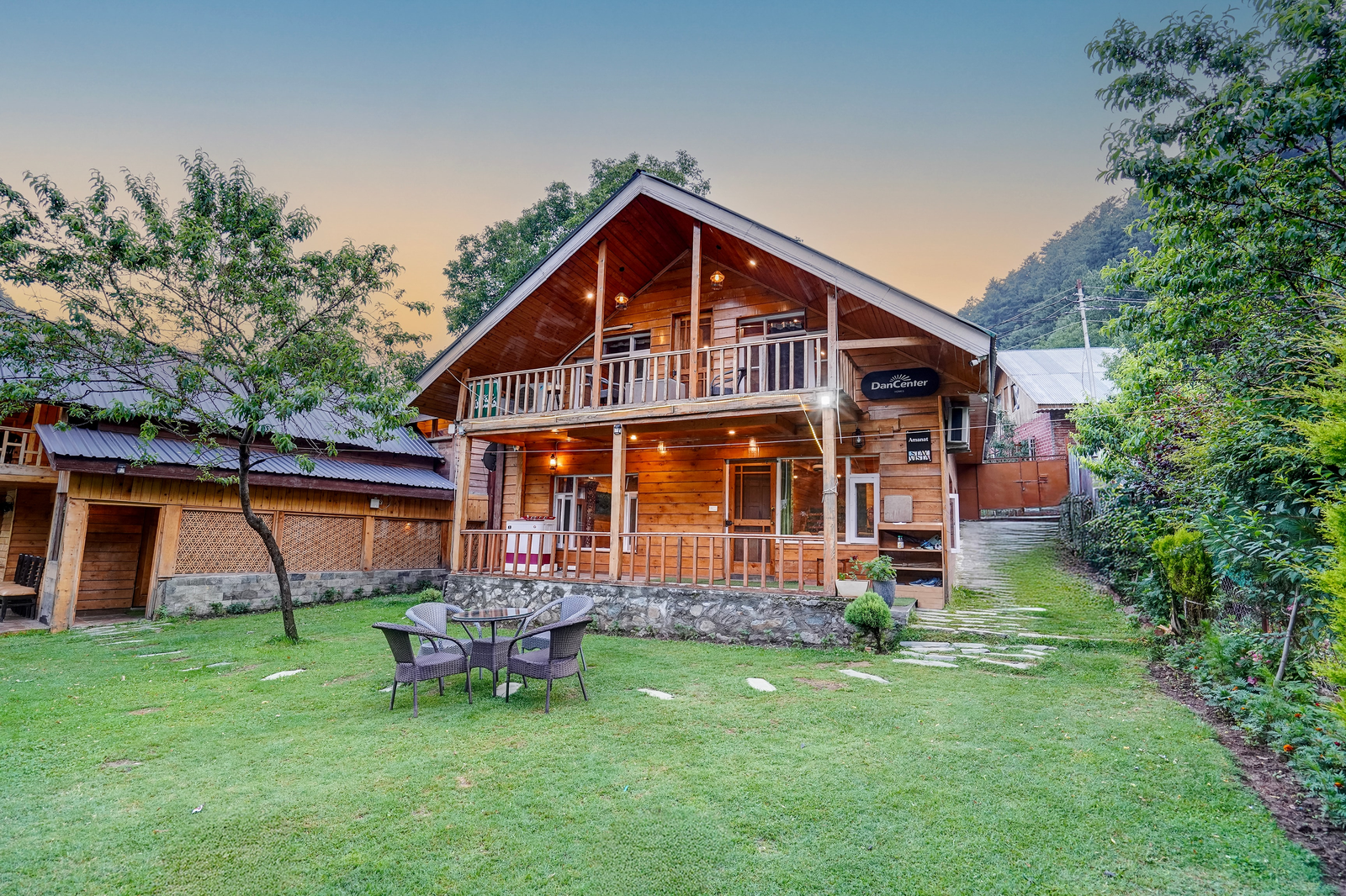 dancenter riverside lexus regency pahalgam