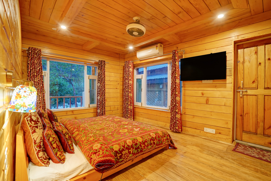 dancenter riverside lexus regency pahalgam
