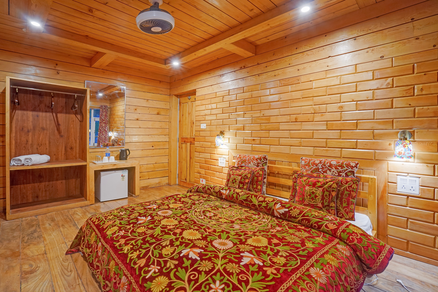 dancenter riverside lexus regency pahalgam