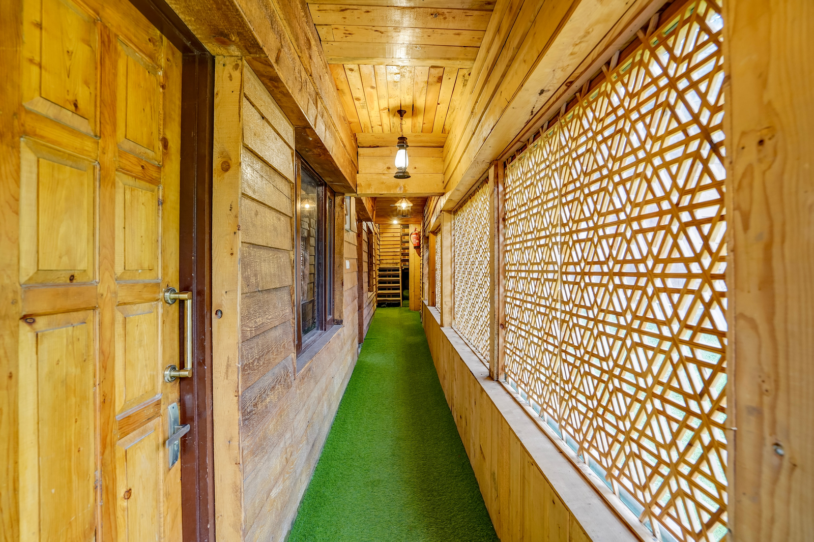 dancenter riverside lexus regency pahalgam